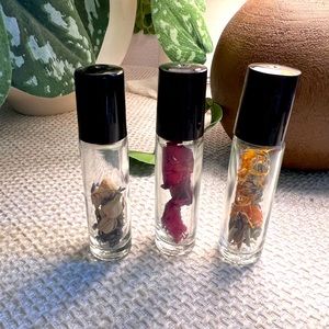 Oil rollers with flowers